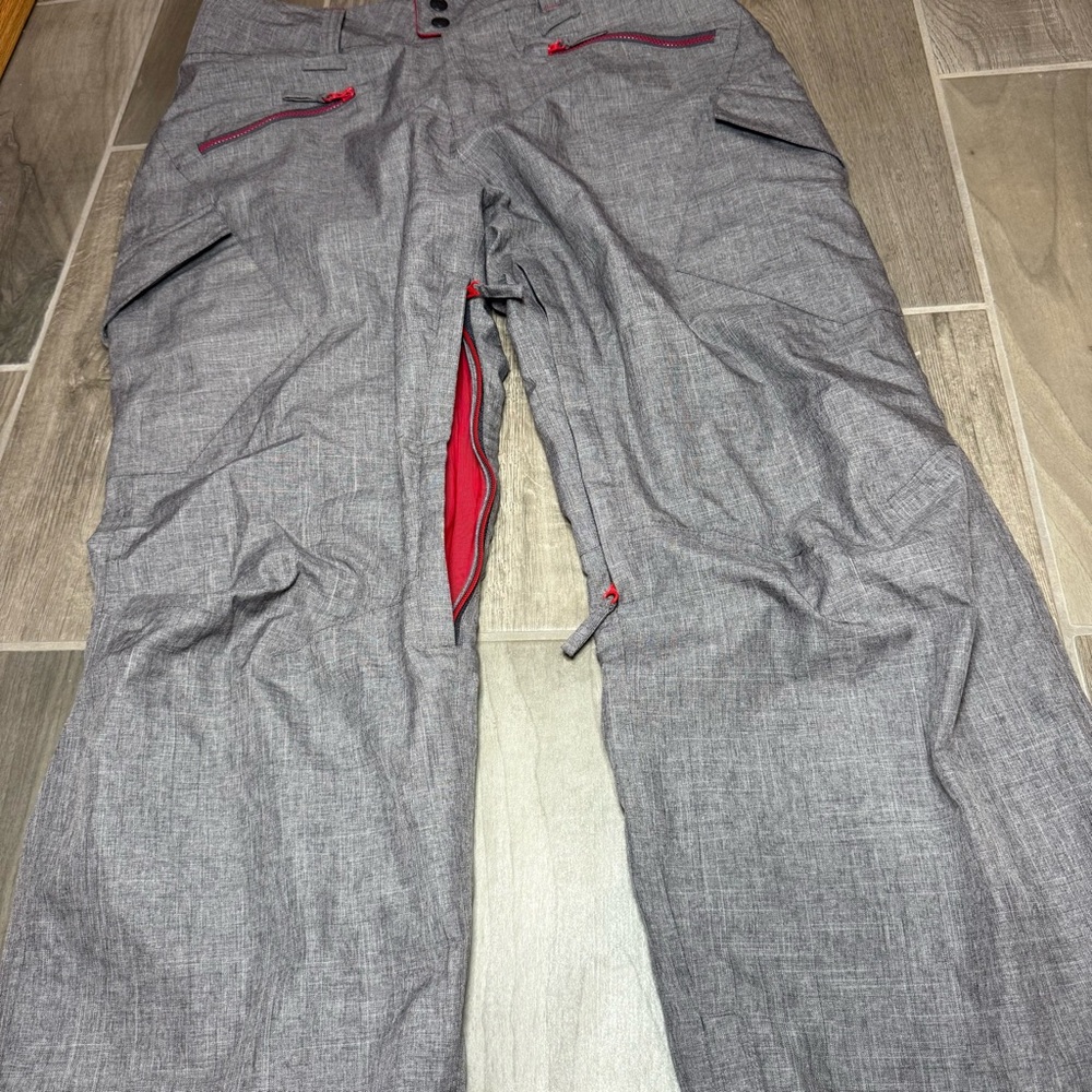 Empyre Men’s Medium Snowboard Ski Pants Red and Gray Lined 10K Waterproof - Picture 9 of 12